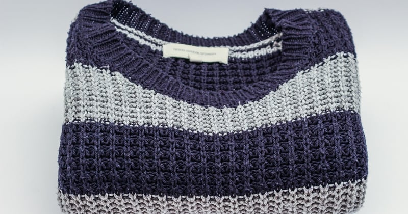 Dites adieu aux taches : les astuces de grand-mère pour détacher ses vêtements naturellement